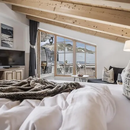 Hotel Kristallhuette *